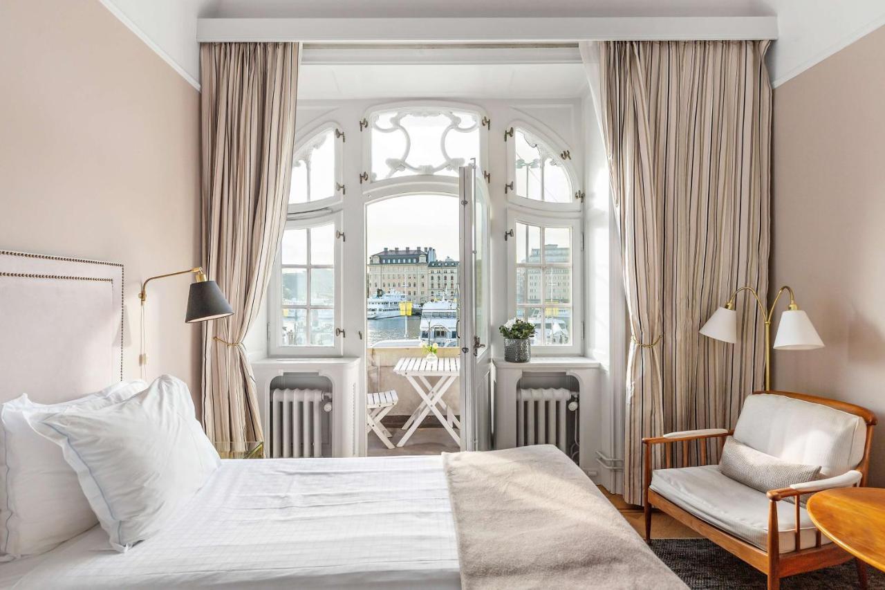Deluxe Twin Room Balcony Sea View Non-Smoking