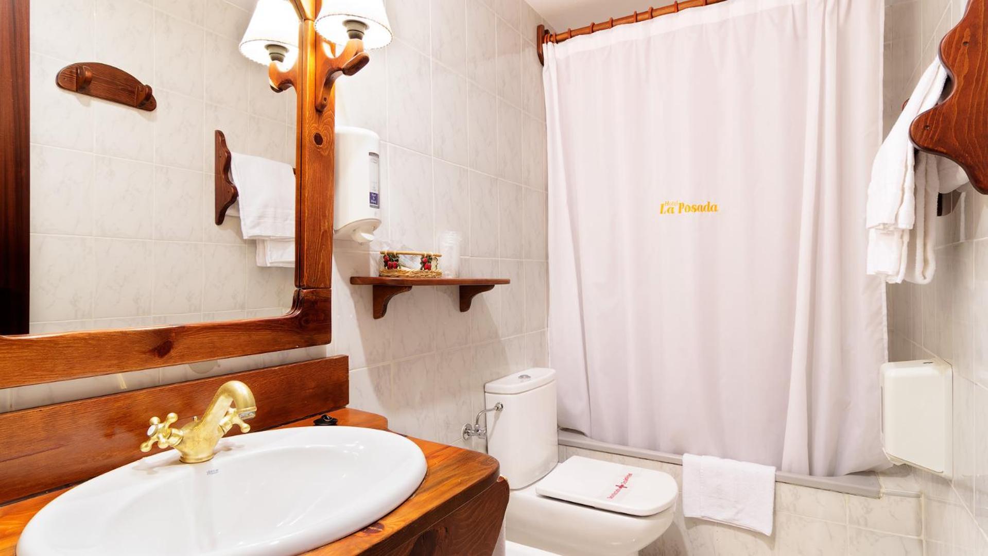 Economy Double or Twin Room