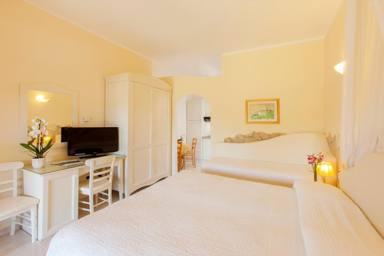 Superior Triple Room