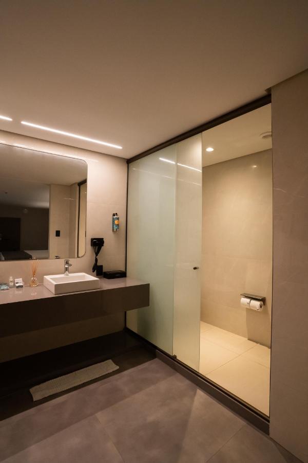 Premium Suite