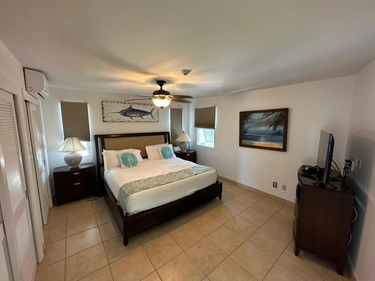1-Bedroom Oceanfront (4202)