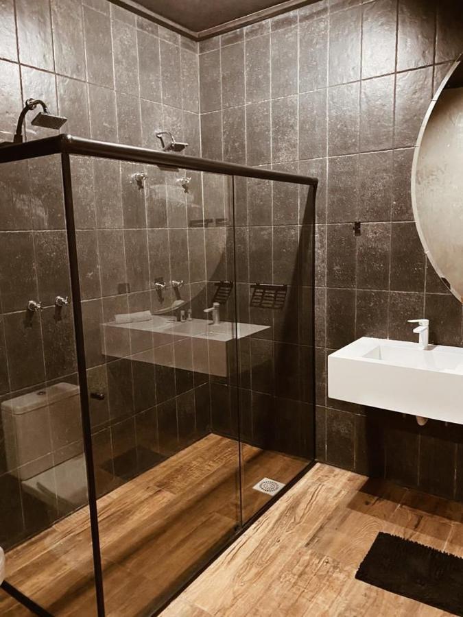 Deluxe Suite Spa Bath