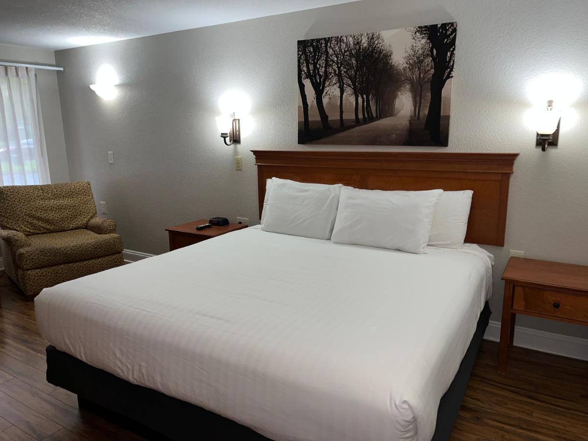 Executive King Room