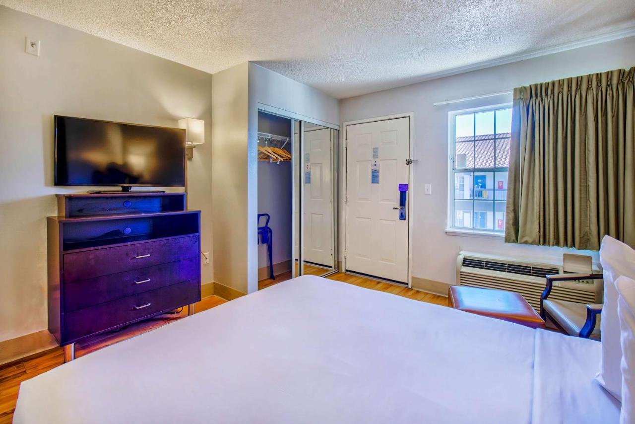 Quadruple Room Non-Smoking