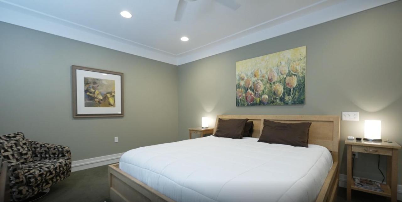 Deluxe Suite Spa Bath Garden Suite