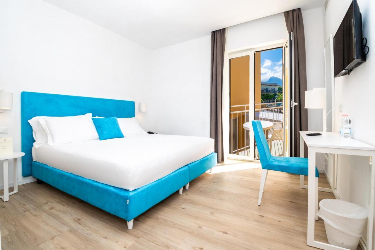 Double or Twin Room Balcony