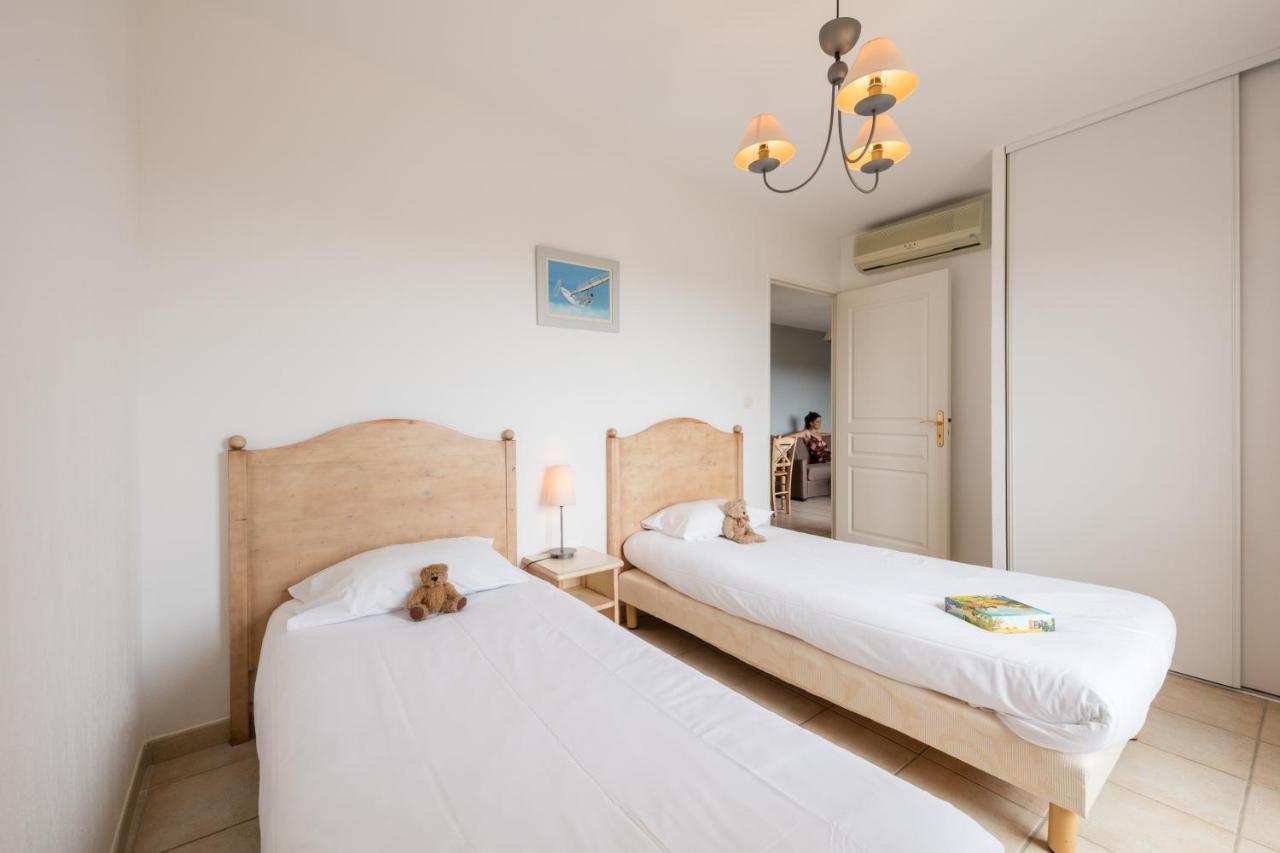 Three-Bedroom Apartment,1318899550:JPEG
