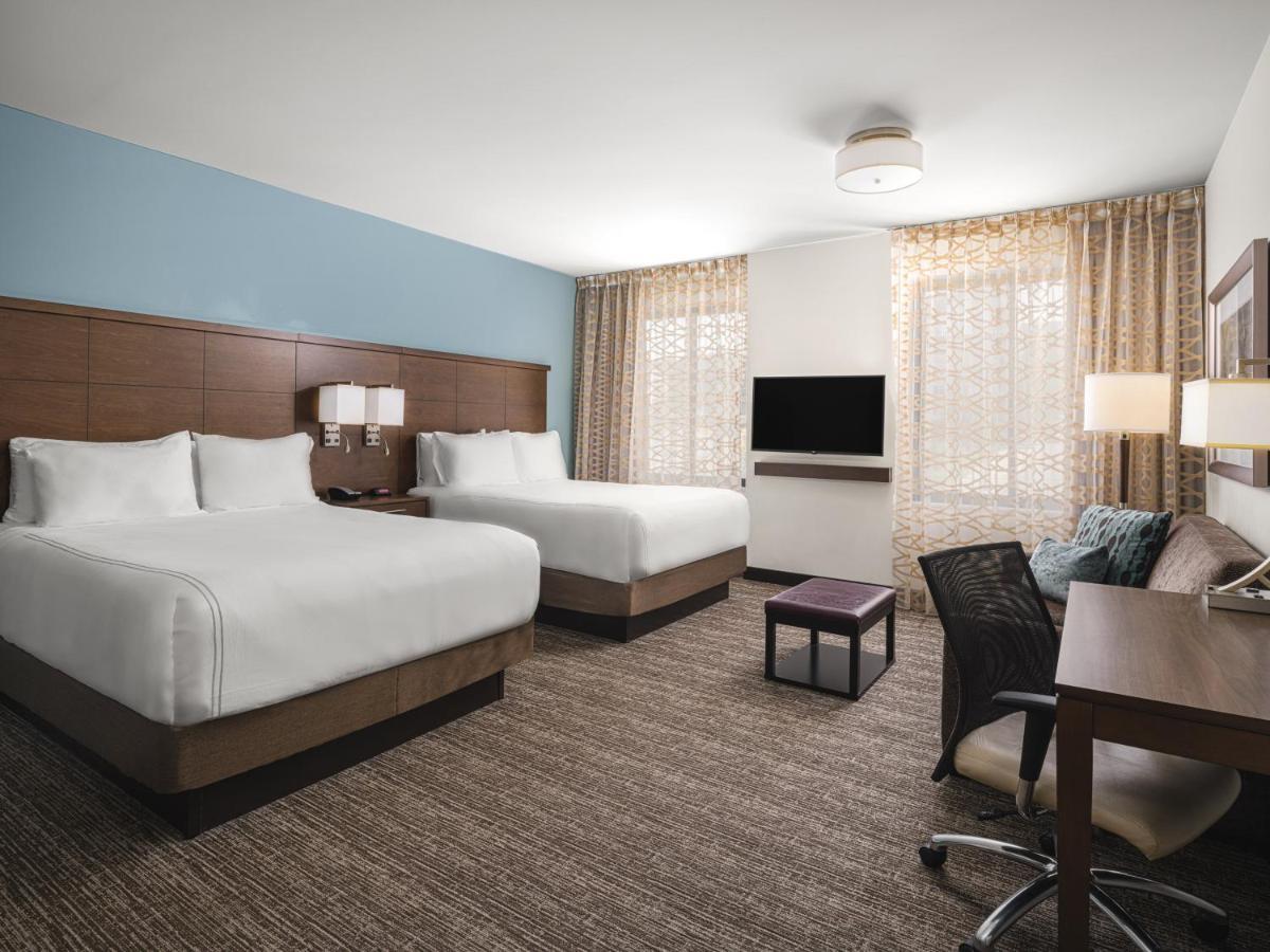 Studio Suite Two Queen Beds