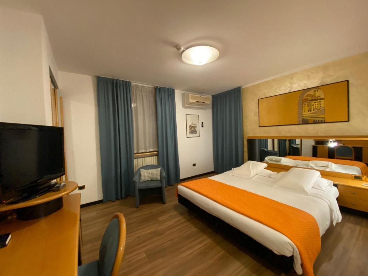 Double Room Mountain View