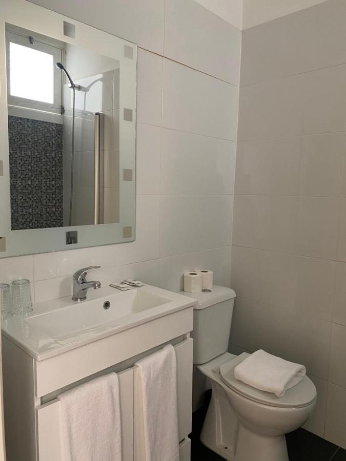 Double Room,1319271223:JPEG