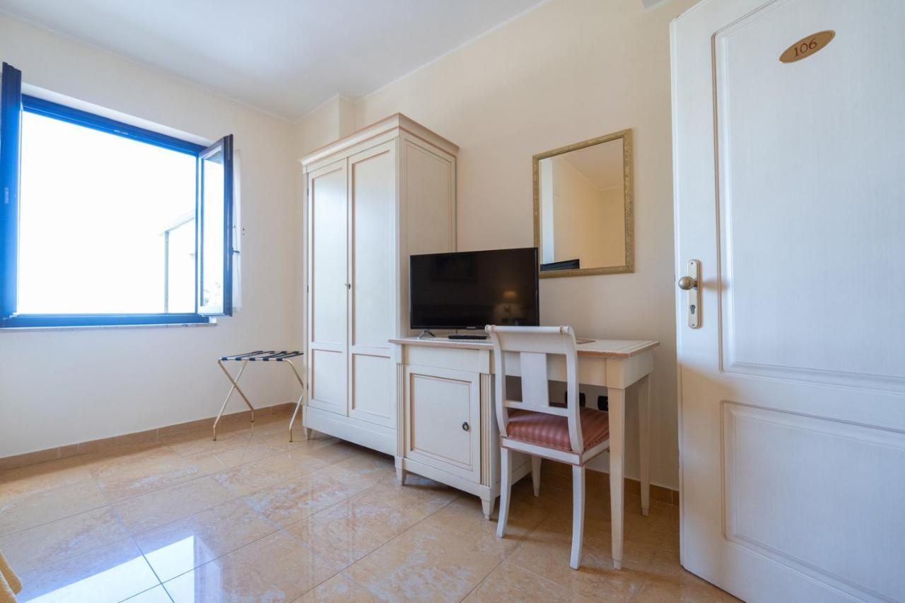 Single Room