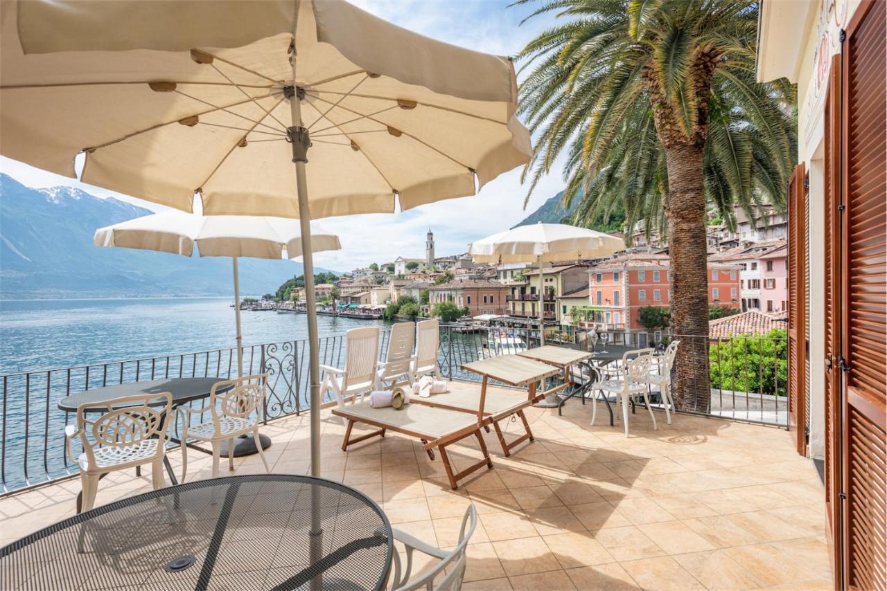 Double Room Balcony Lake View