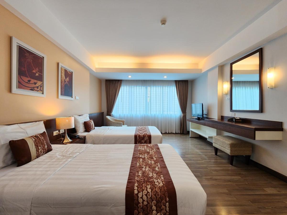 Superior Twin Room