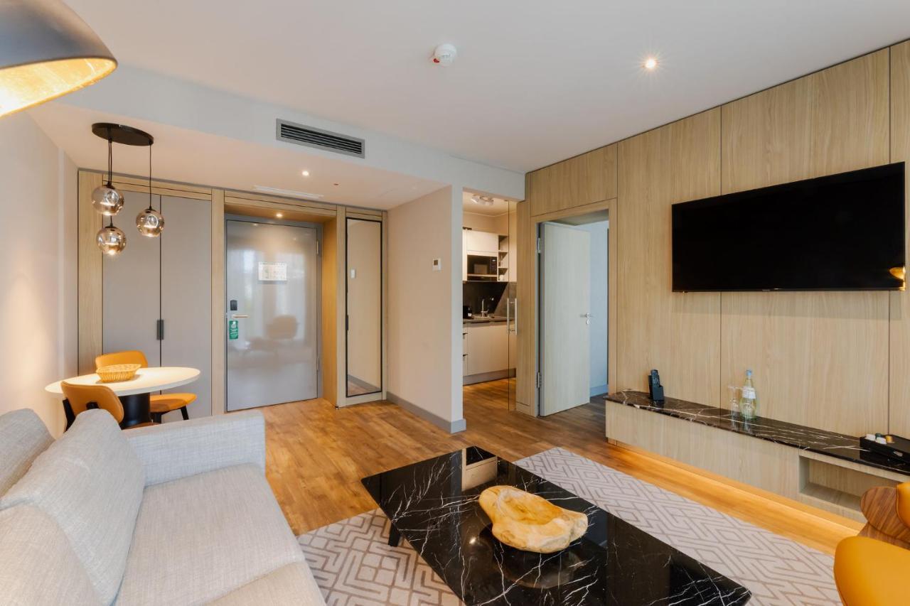 Standard Suite