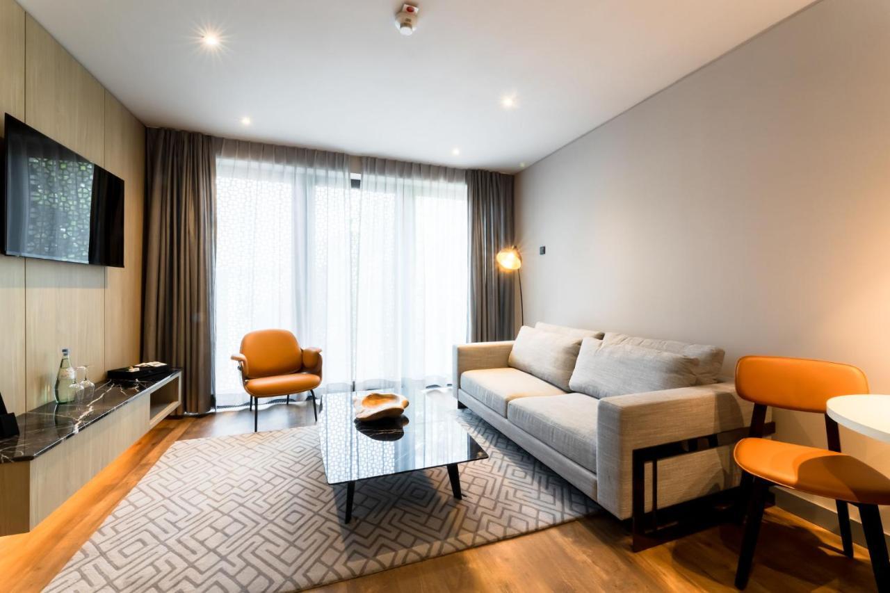 Standard Suite