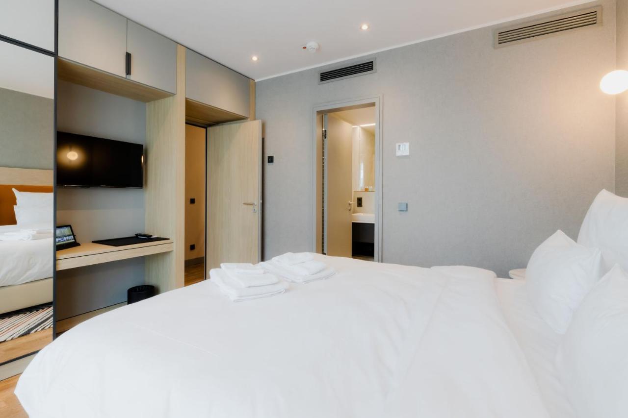 Standard Suite