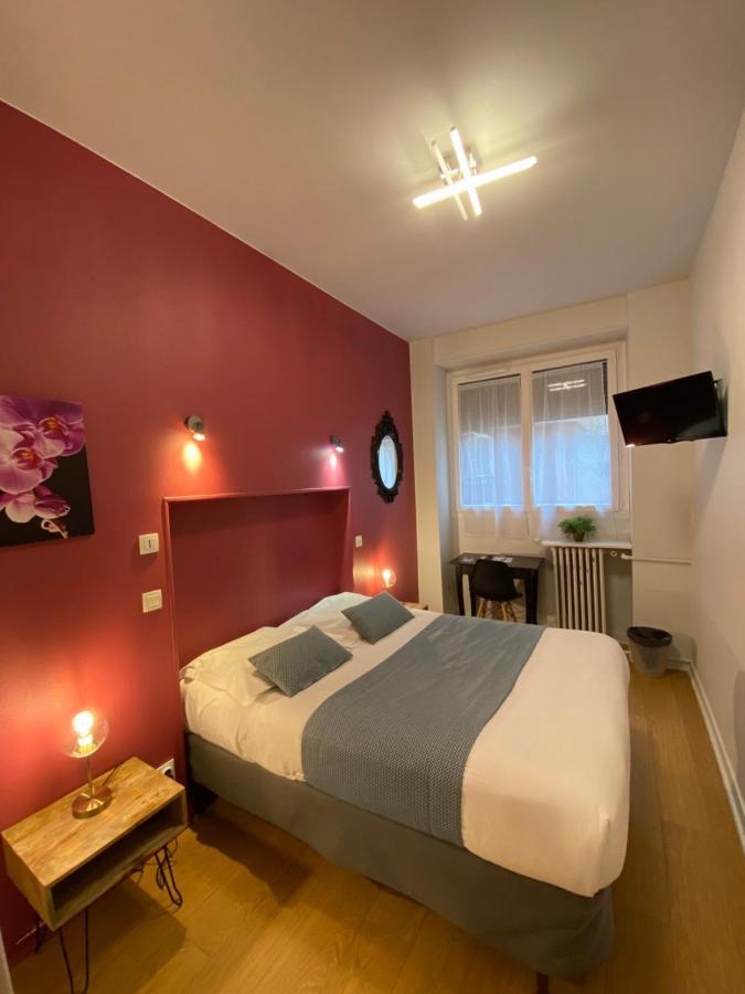 Double Room Bath Ground Floor