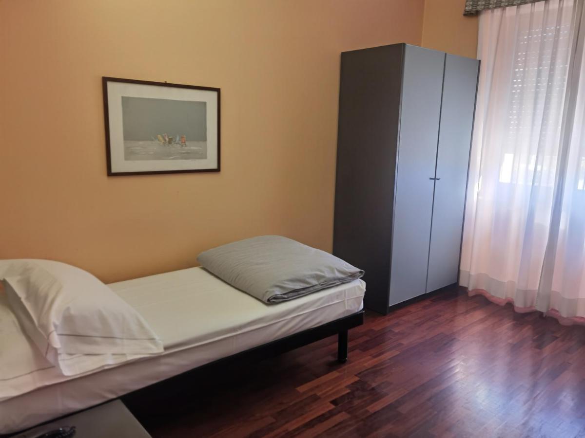 Economy Single Room