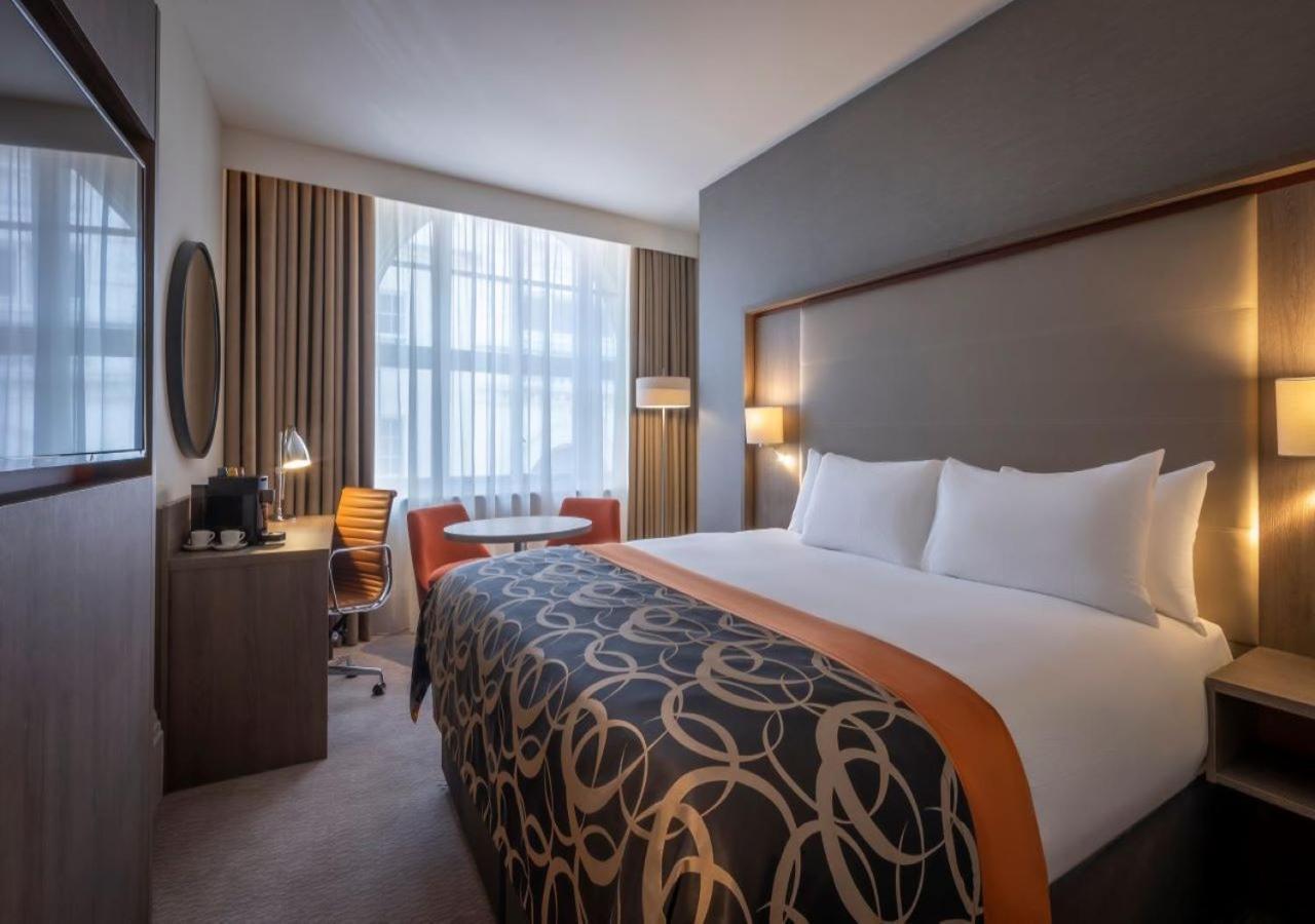Executive King Room