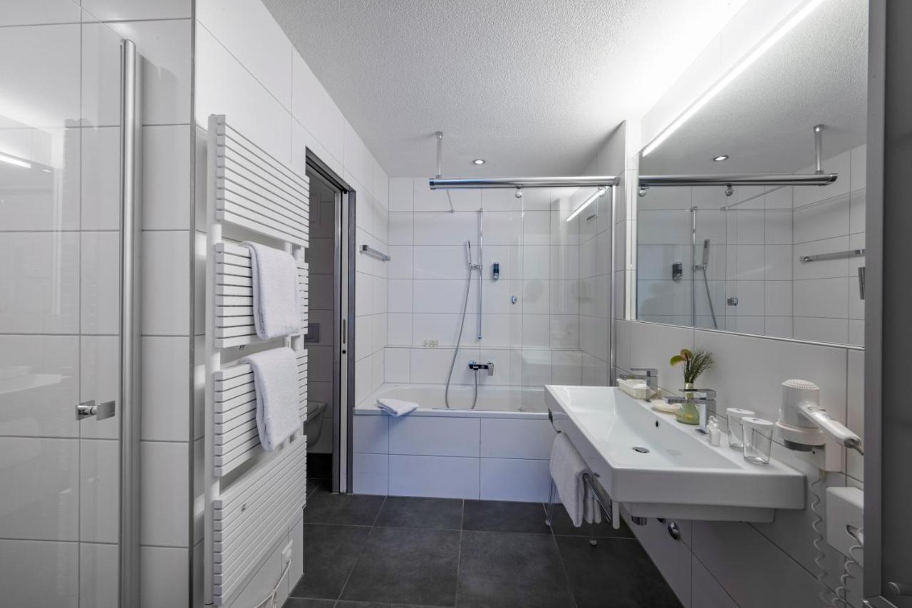 Superior One Bedroom Suite Eiger view