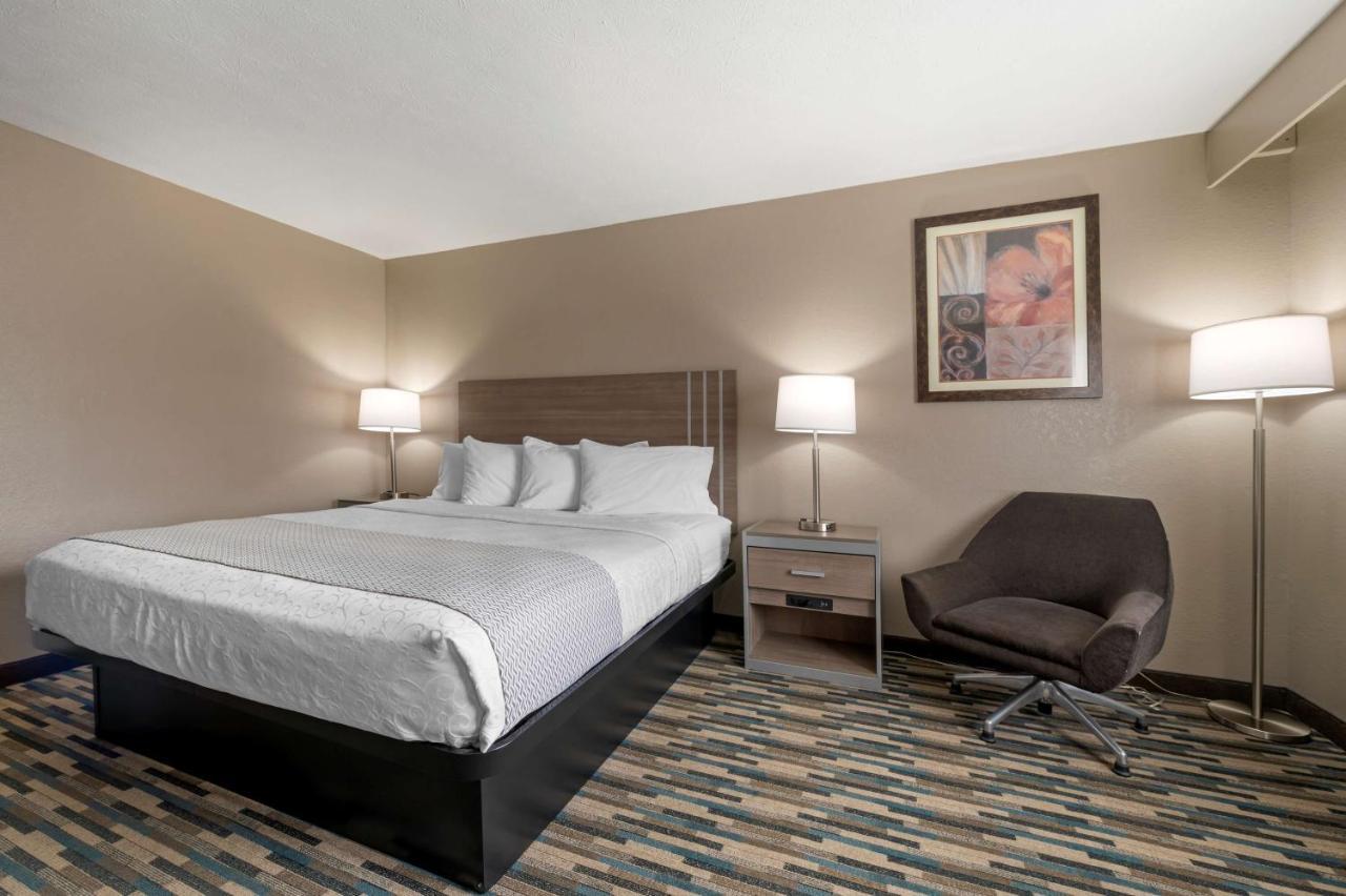 King Room - Non-Smoking,1661117906:JPEG