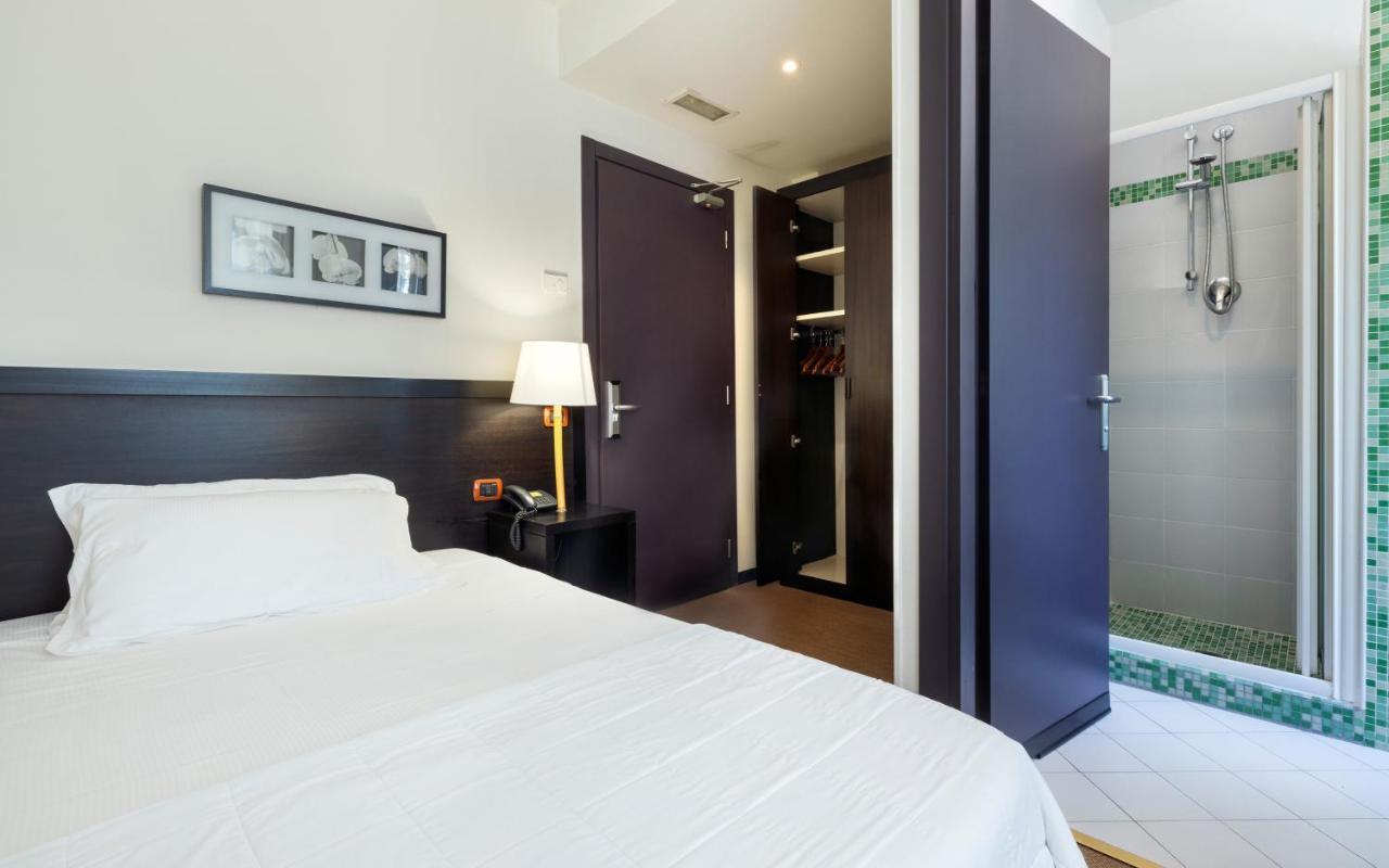 Economy Double Room,1322745019:JPEG