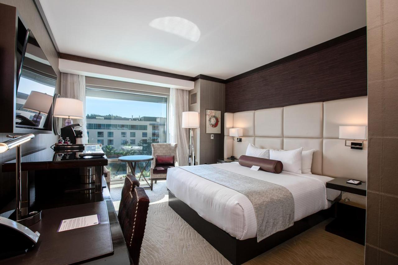 Deluxe King Adult Only 21 Viejas Hotel