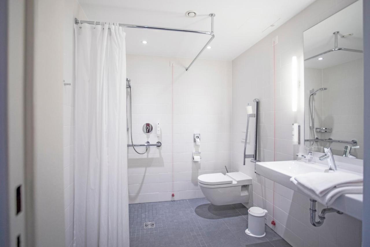 Twin Room Disability Access