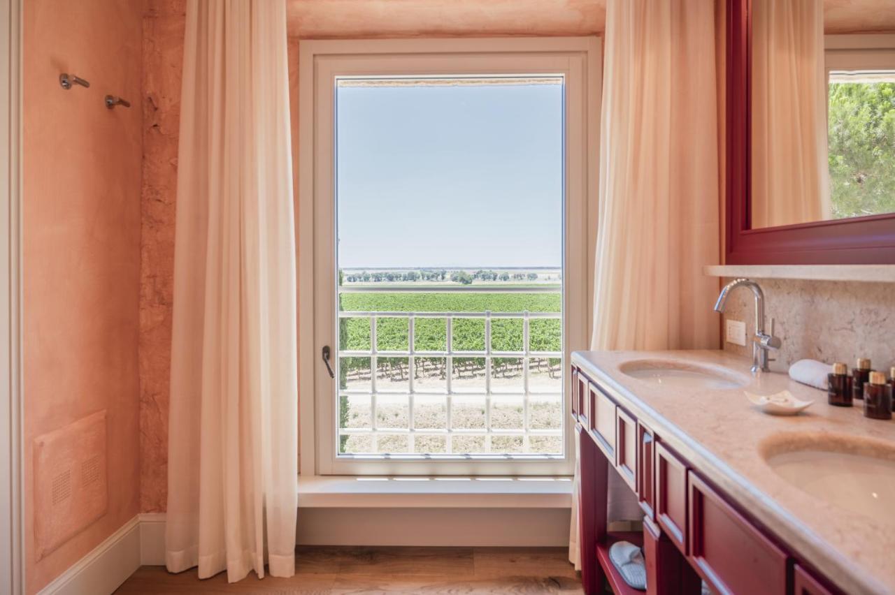 Deluxe Double Room Garden View