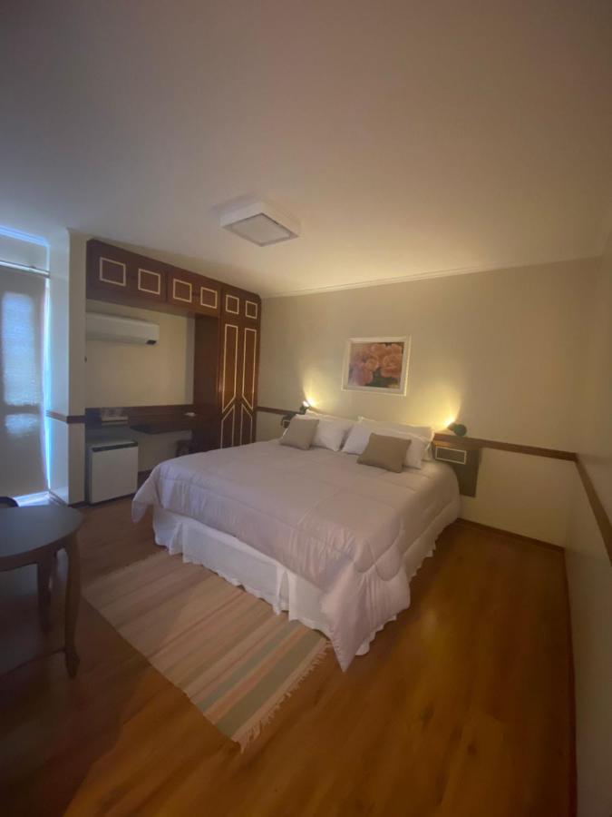King Suite Spa Bath