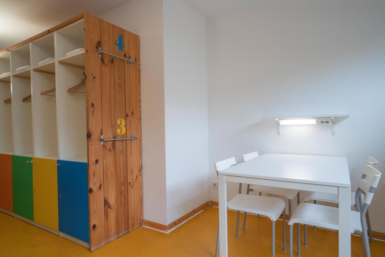 Bed 4-Bed Dormitory Room