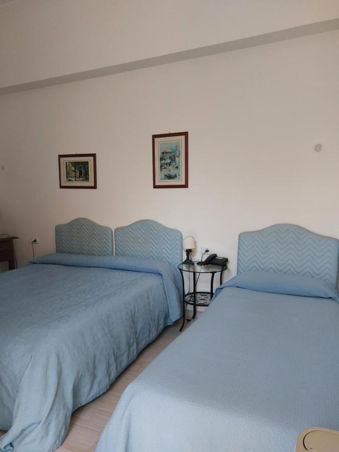 Triple Room Garden Level