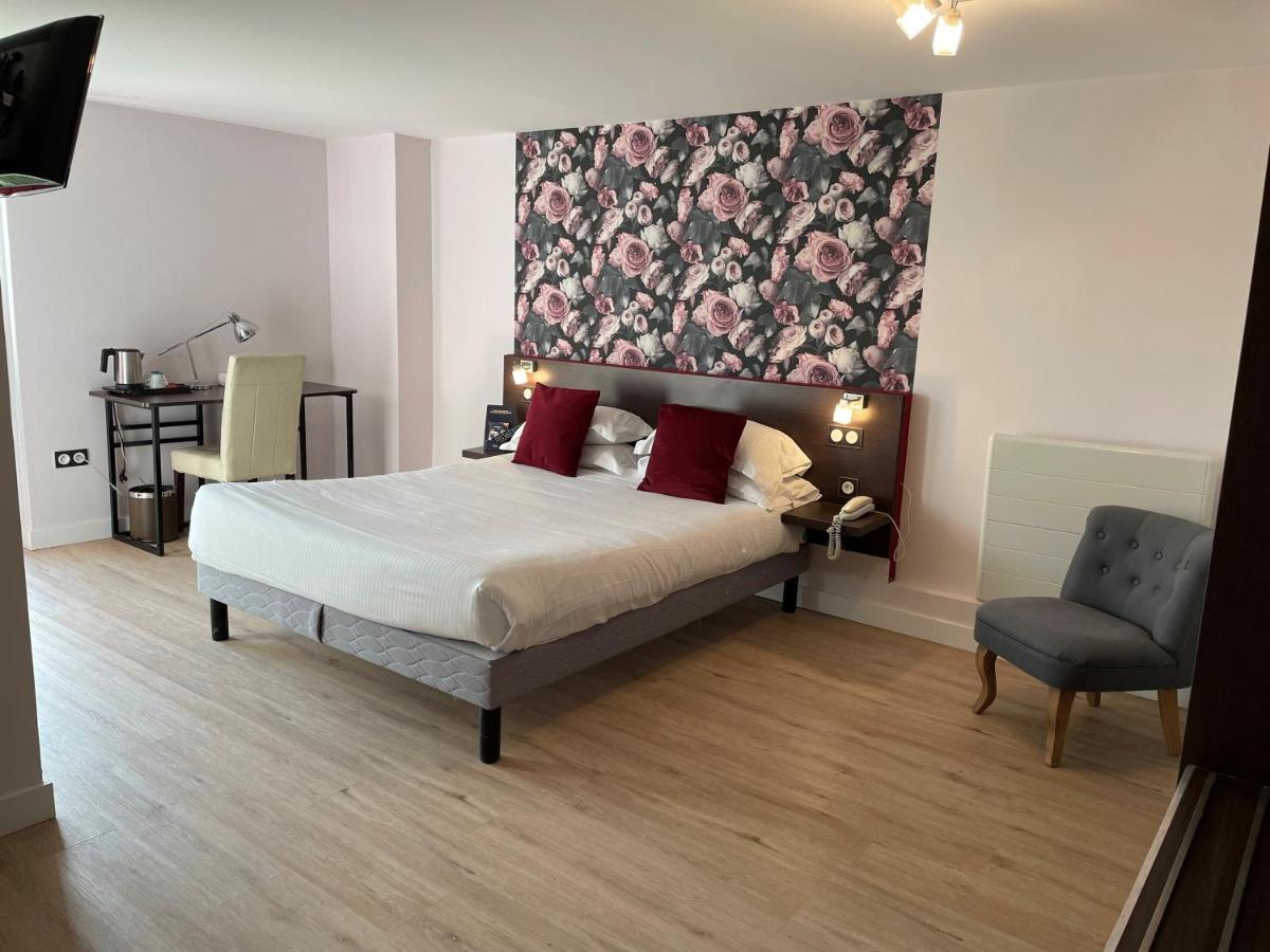 Chambre Triple - Accessible aux Personnes à Mobilité Réduite