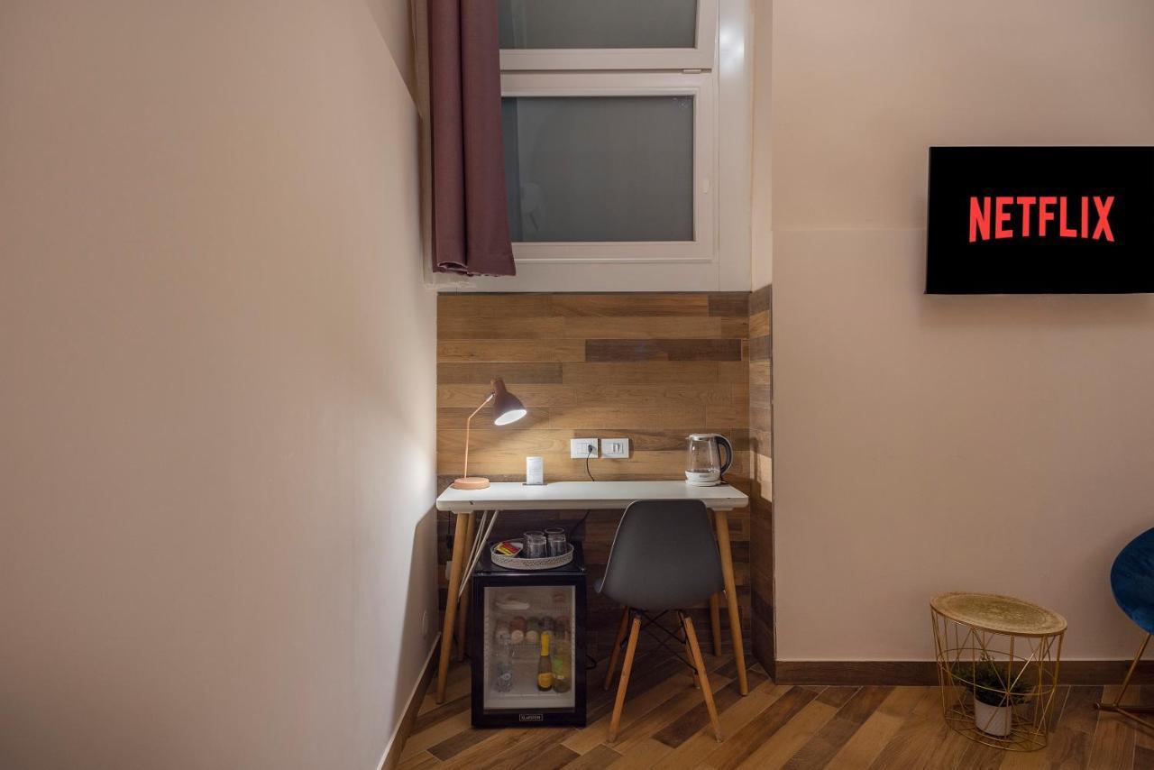 Double or Twin Room Private Bathroom