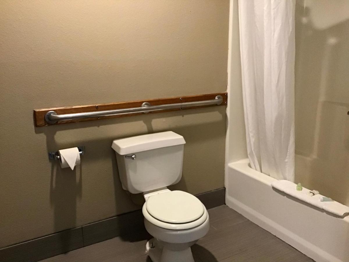 King Suite with Spa Bath