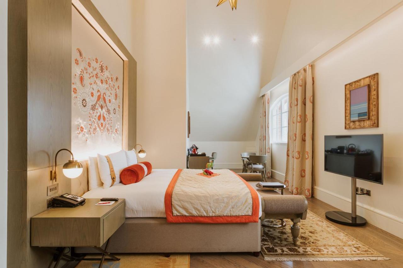 Thames Suite