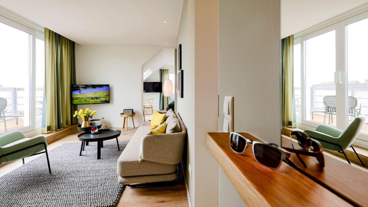 King Suite Sea View