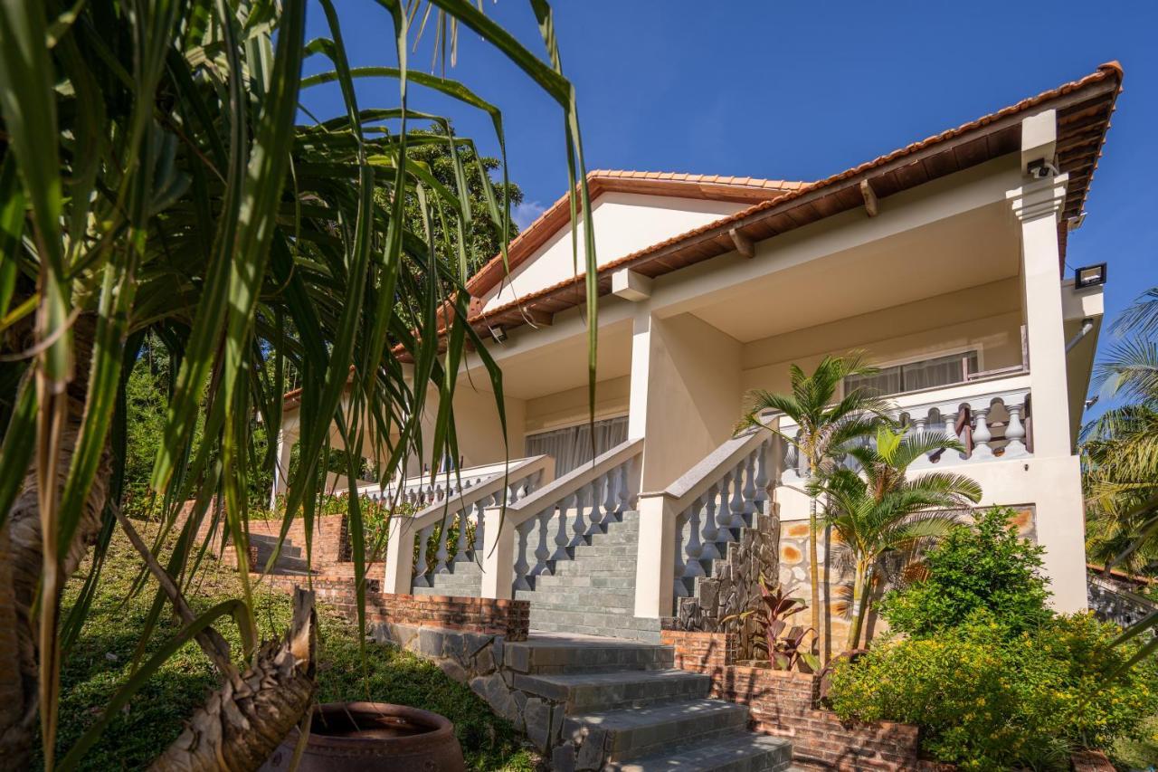 Deluxe Villa Sea View