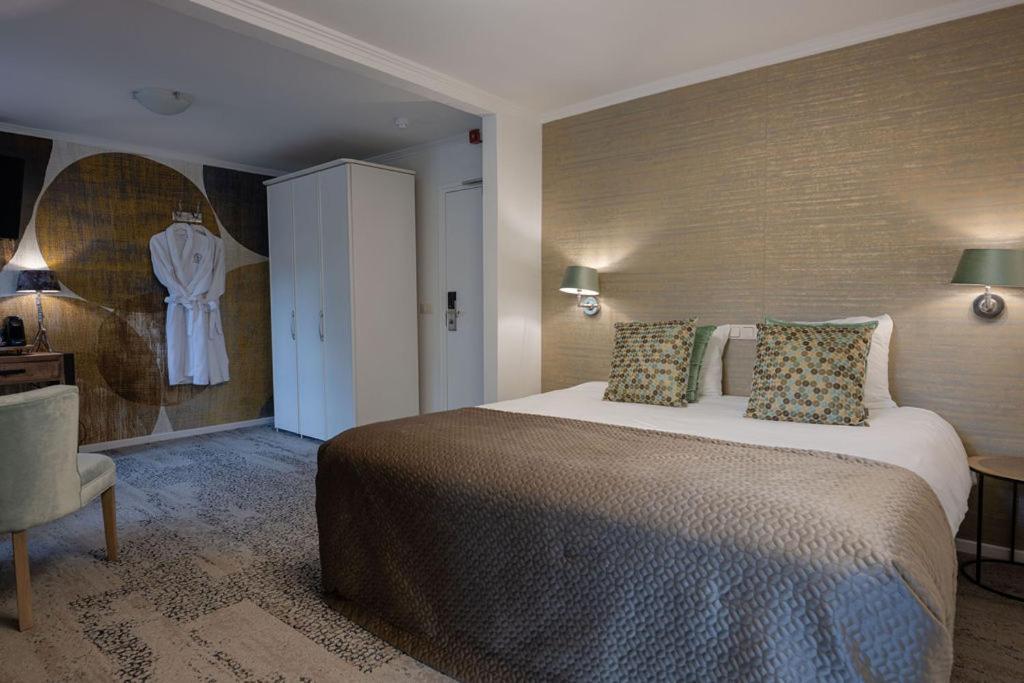 Fabulous Valley Room