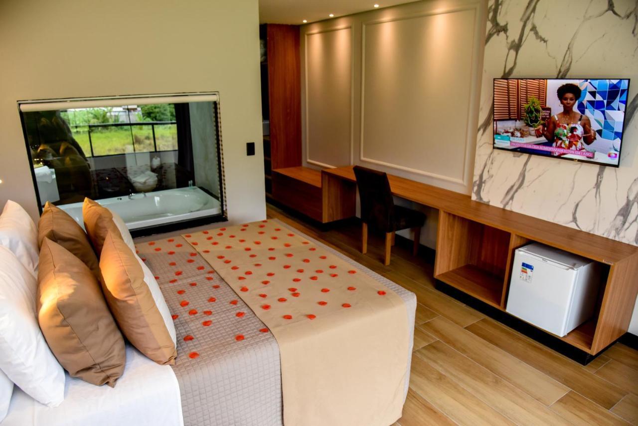 Queen Suite Spa Bath