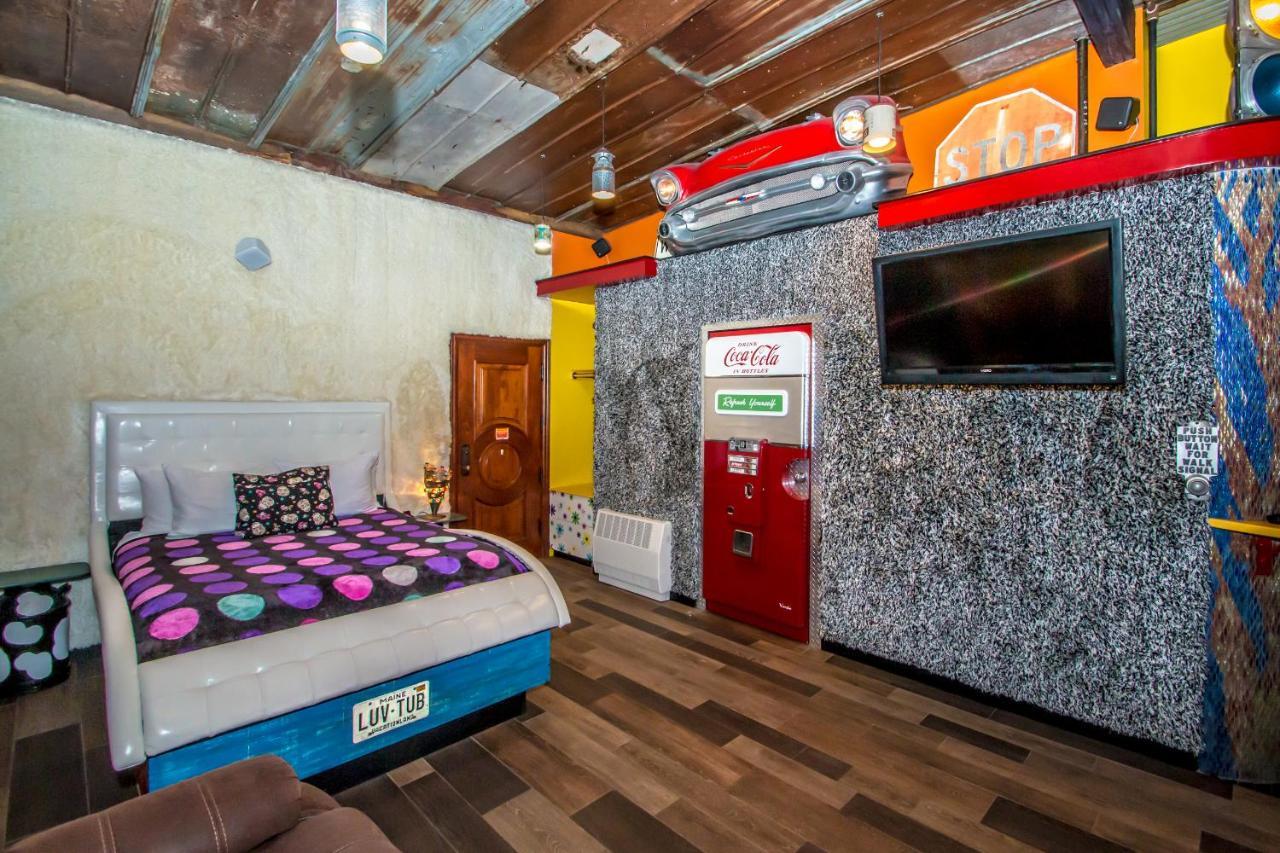 Love shack