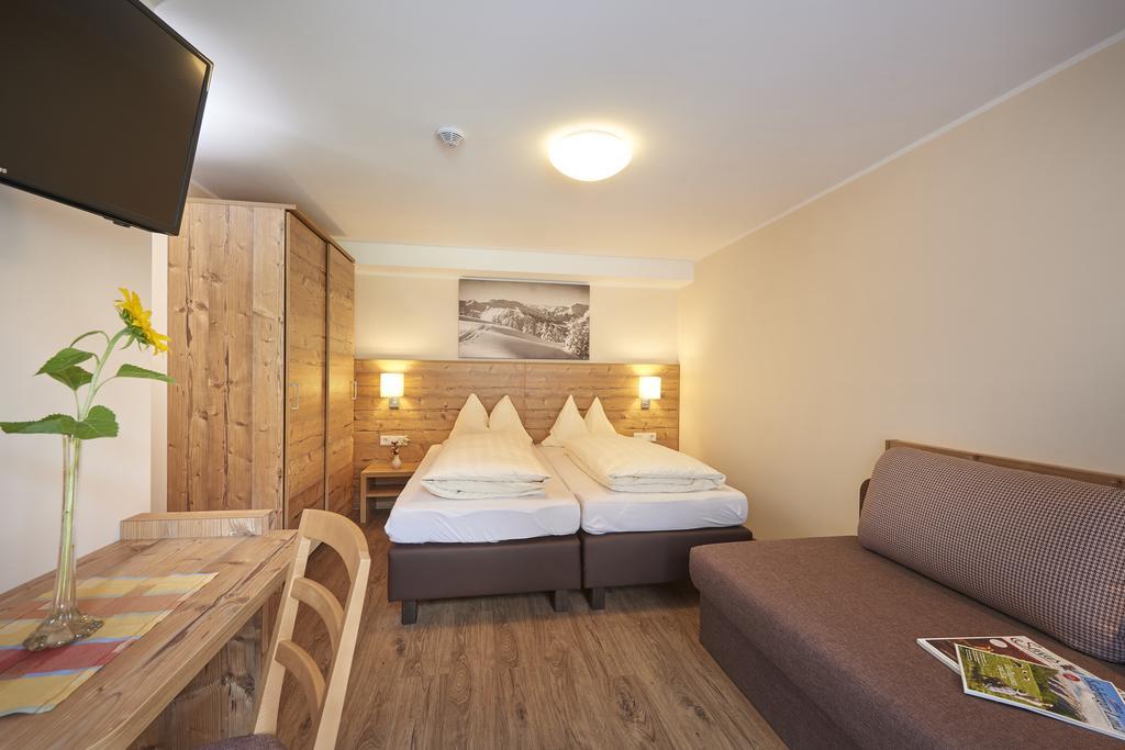 Triple Room Balcony or Terrace