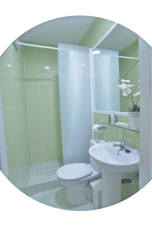 Double or Twin Room Private Bathroom