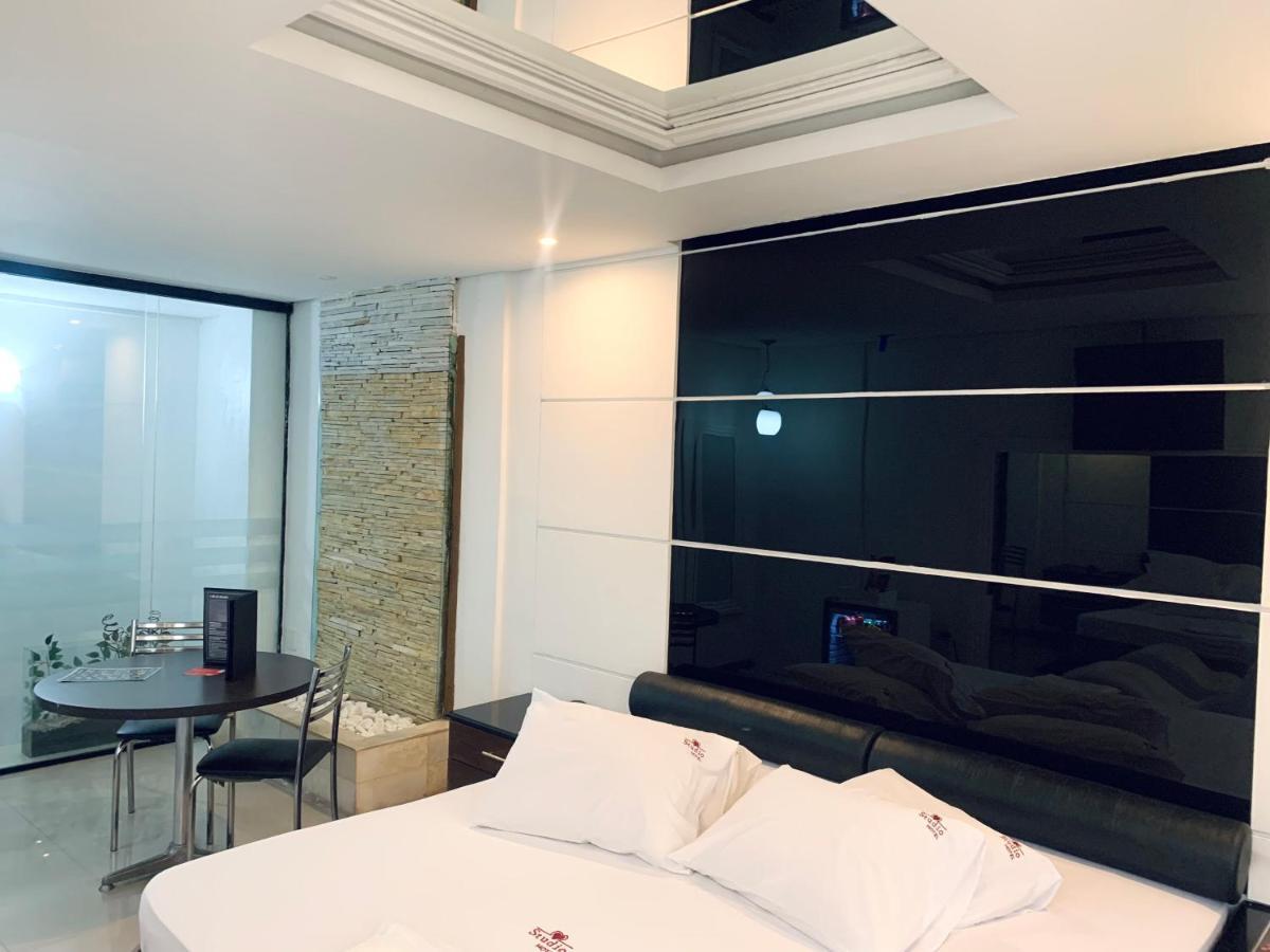 King Suite Spa Bath Sauna