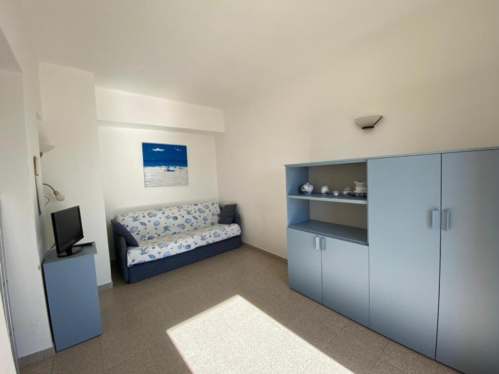 Superior One-Bedroom Apartment