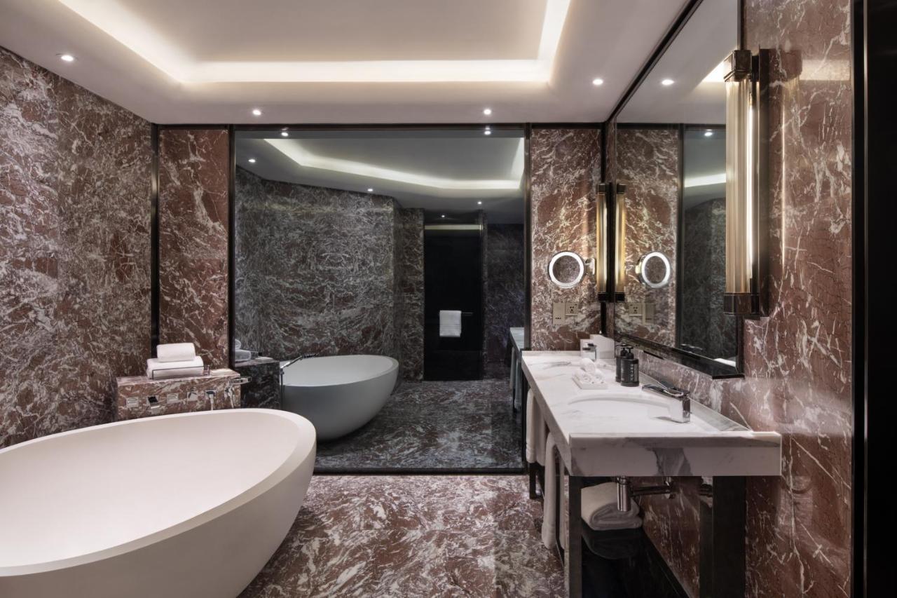 Deluxe King Room with River View,1339365833:JPEG