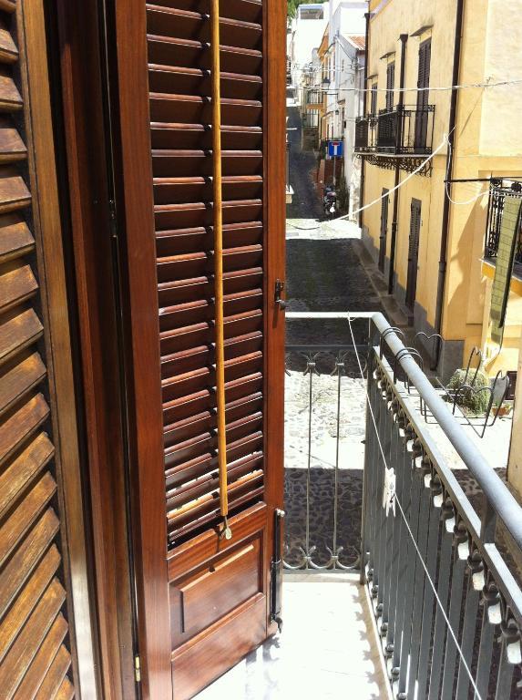 Camera Matrimoniale/Doppia con Letti Singoli con Balcone