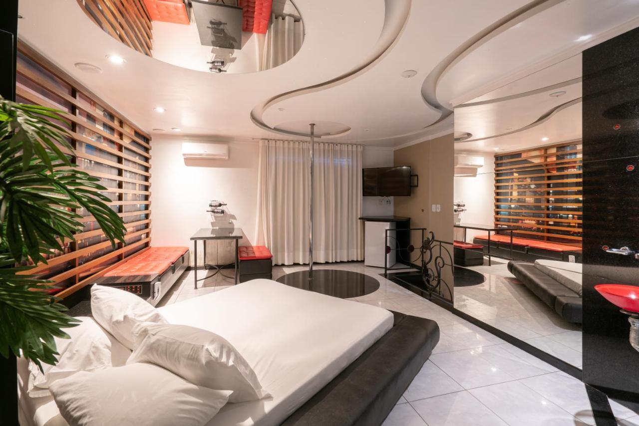 Duplex Suite