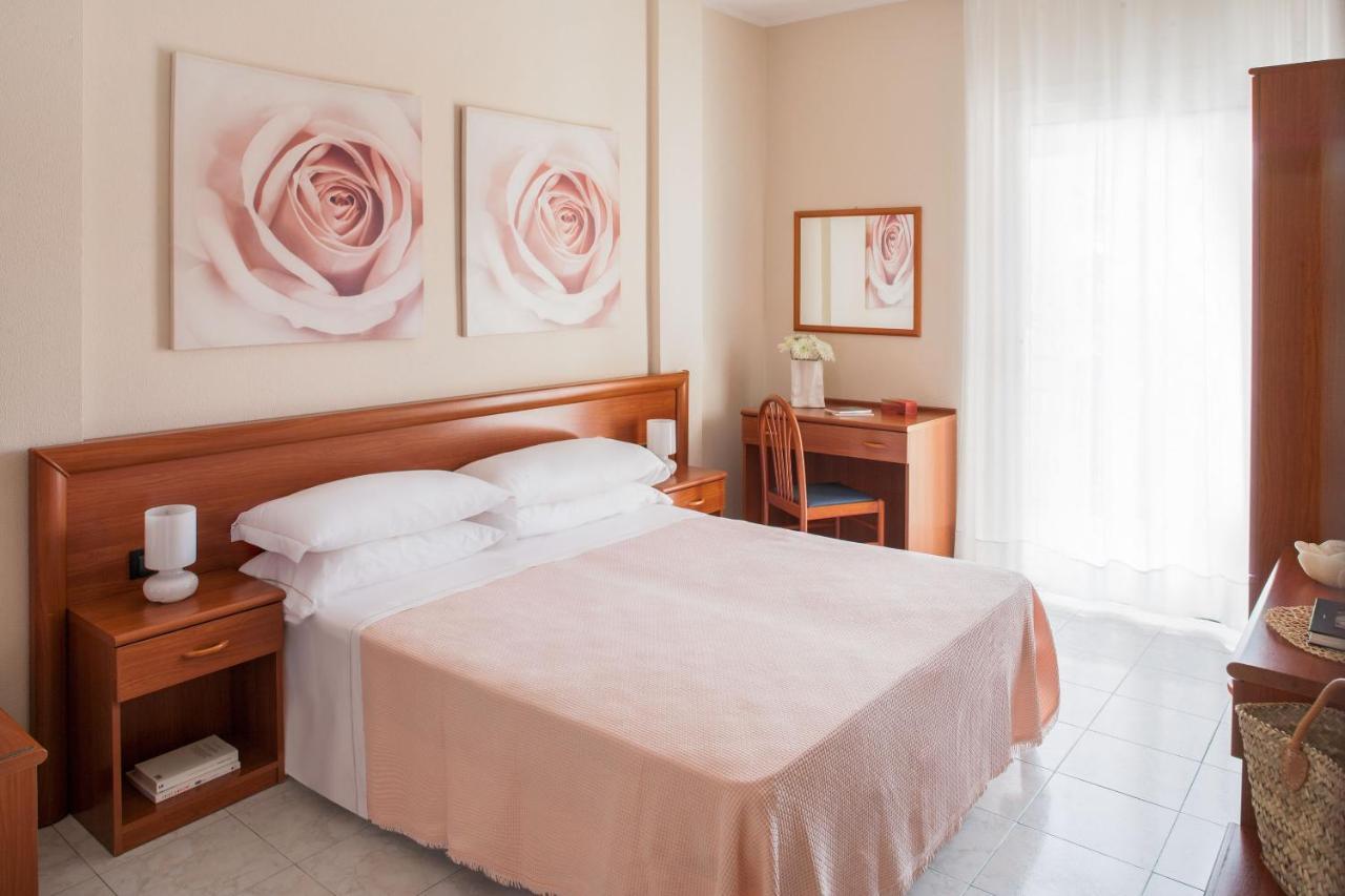 Economy Double Room,1340103173:JPEG