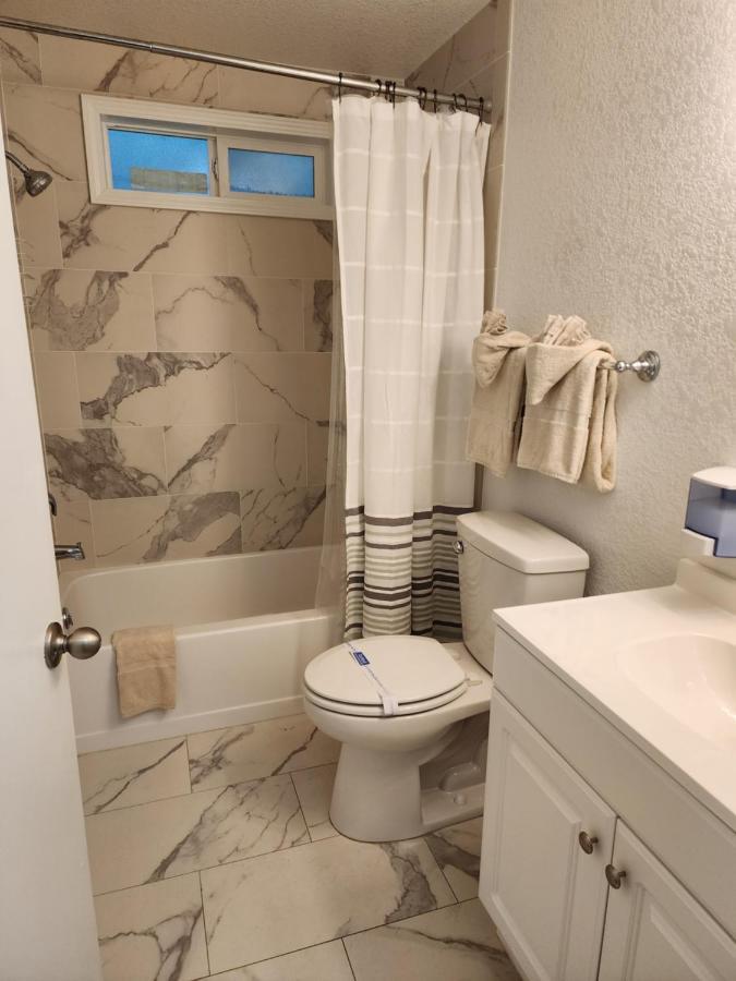 Spacious Suite on the Coast A